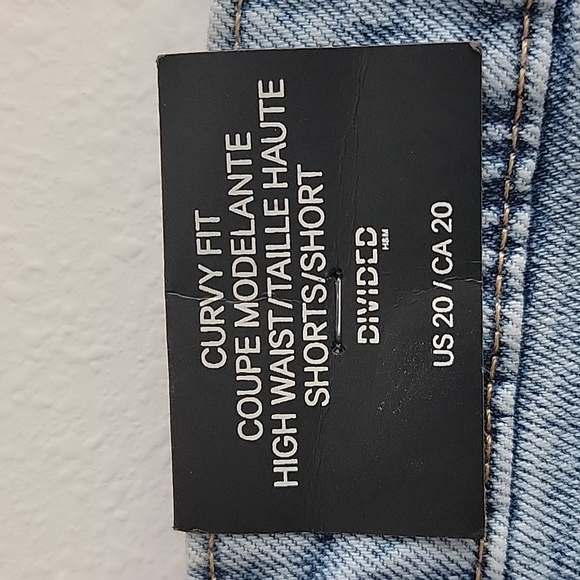 [*3 Items For $20 In Bundle*] Divided H&M high waisted curvy fit shorts - Picture 6 of 7